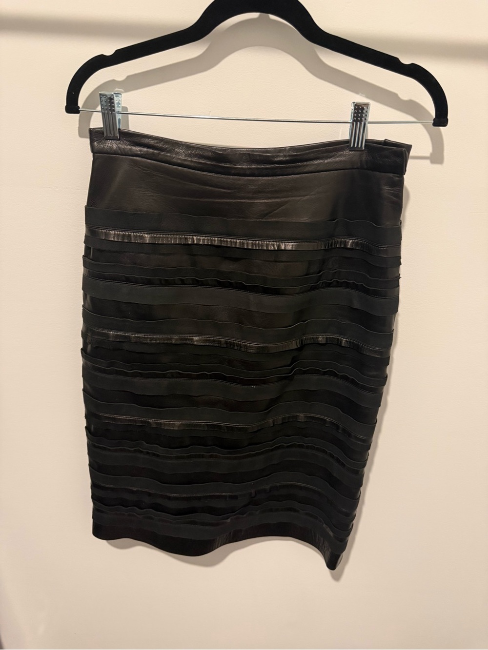Oscar de la Renta Black Tiered 100% LeatherPencil Skirt